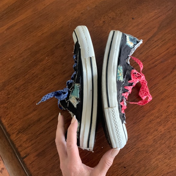 Converse Patchwork Sneakers Low Top Distressed Canvas Shoes‎ Women's Size 7 - Picture 5 of 12